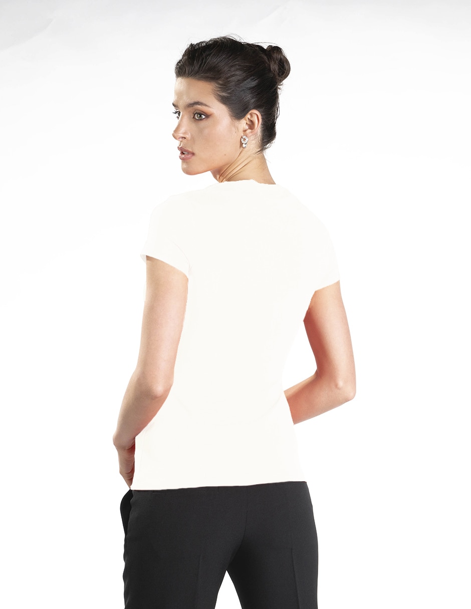 Playera manga corta cuello redondo para mujer 3