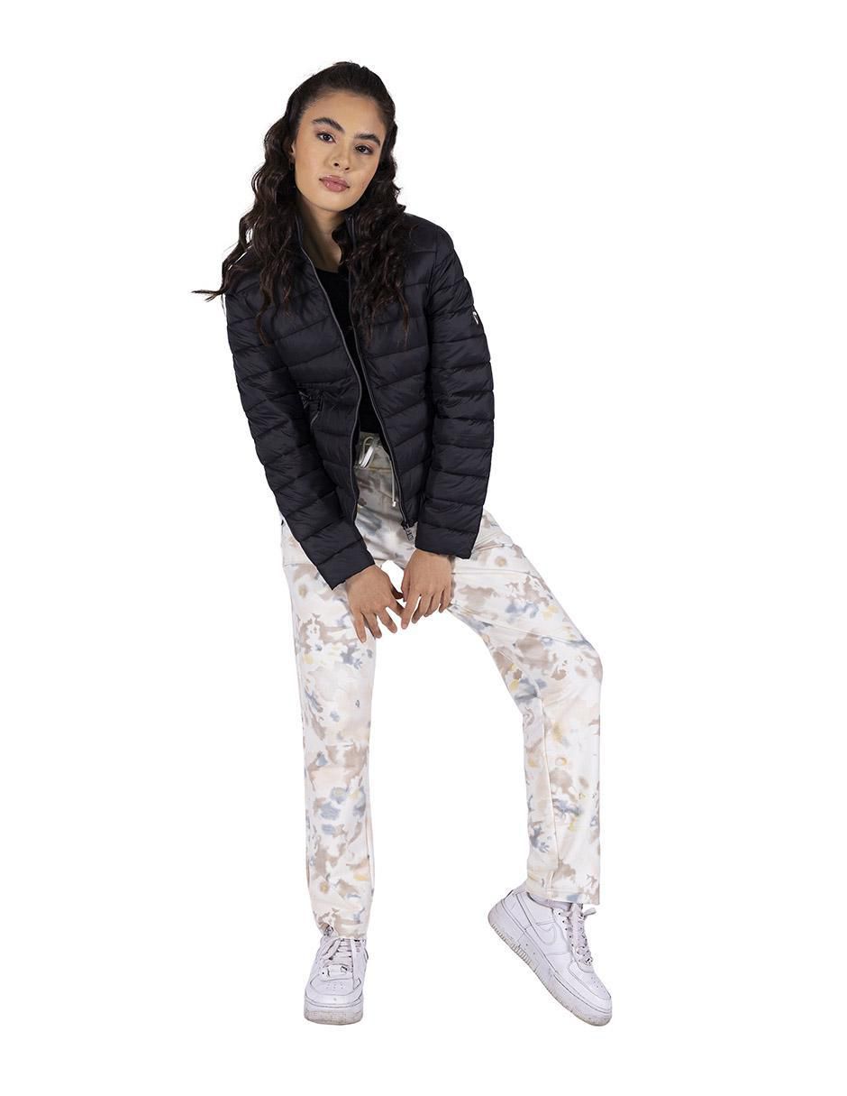Chamarra impermeable para mujer 3