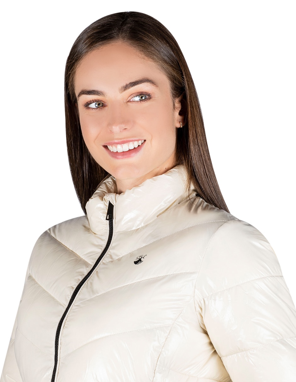 Chamarra Estilo reducido en talla impermeable para mujer 4