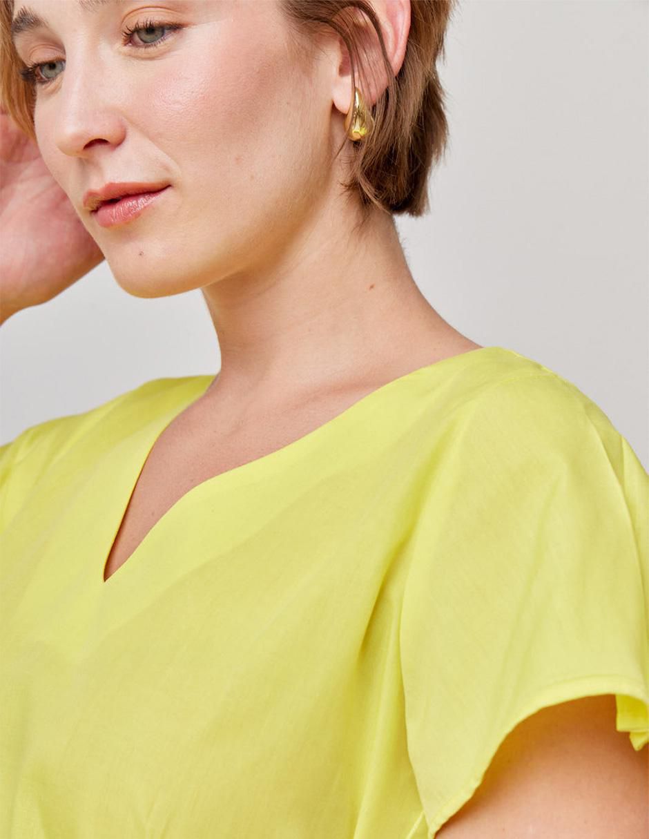 Blusa Linea Pura manga corta para mujer