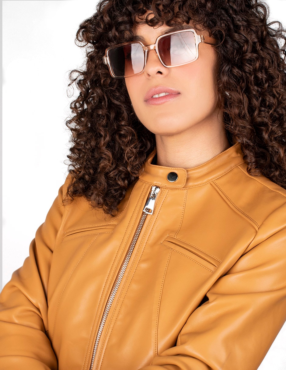 Chamarra impermeable para mujer 3