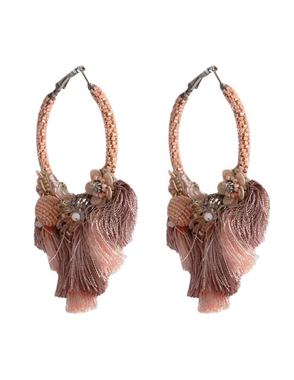 Aretes de aro con acabado texturizado Aretes de aro con acabado texturizado