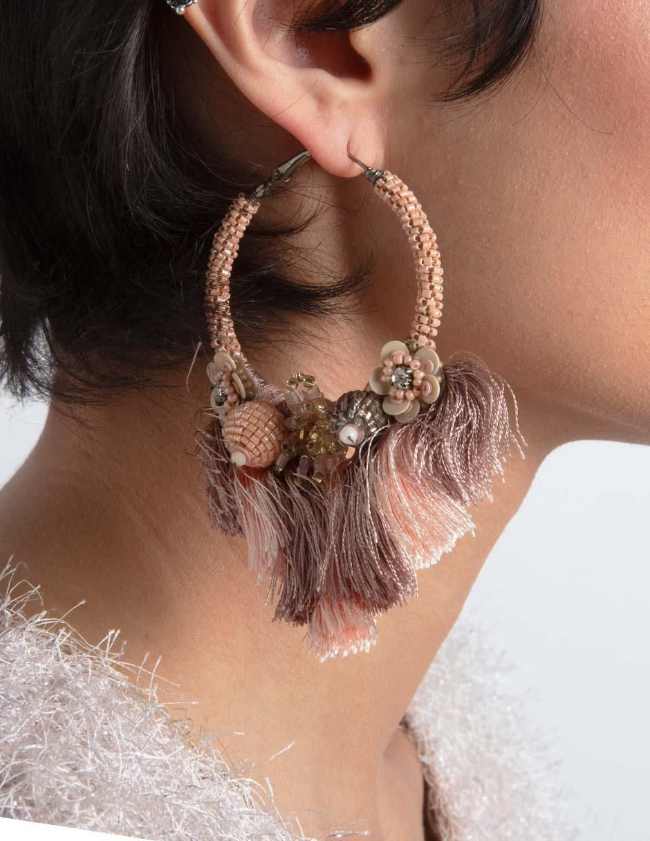 Aretes de aro con acabado texturizado 3