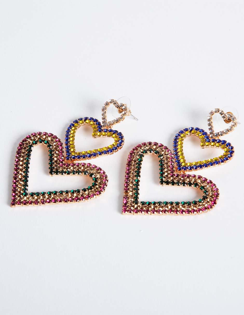 Aretes de corazón con acabado brillante 2