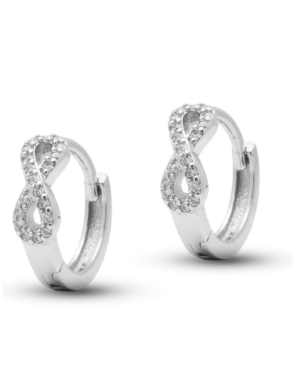 Aretes de infinito de plata con acabado brillante