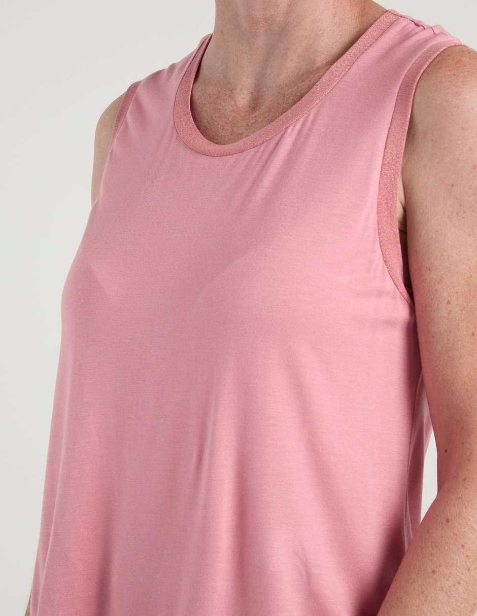 Playera cuello redondo mujer 4