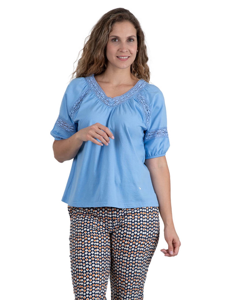 Playera manga corta Edira cuello V para mujer