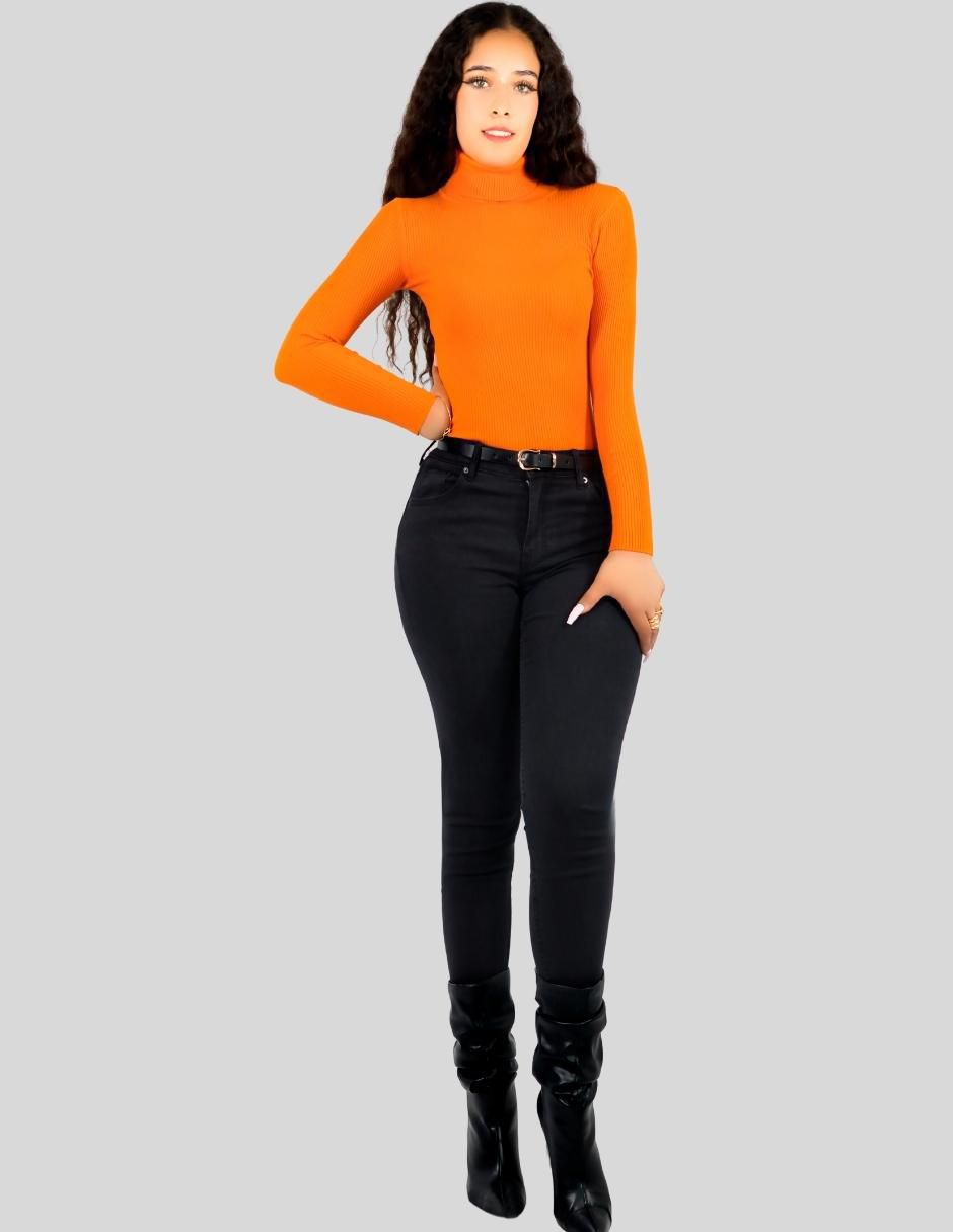 Suéter cuello tortuga para mujer 6