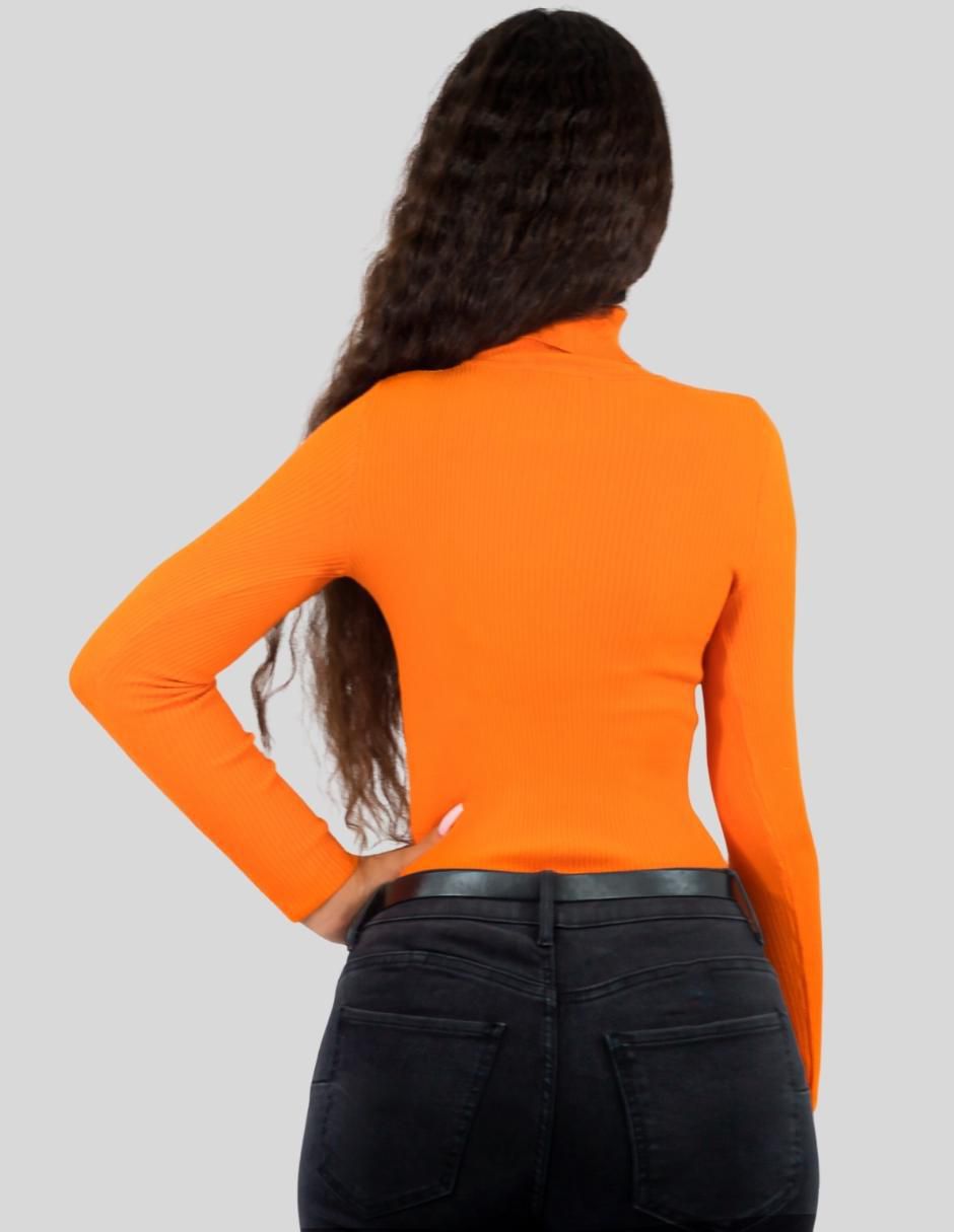Suéter cuello tortuga para mujer 5