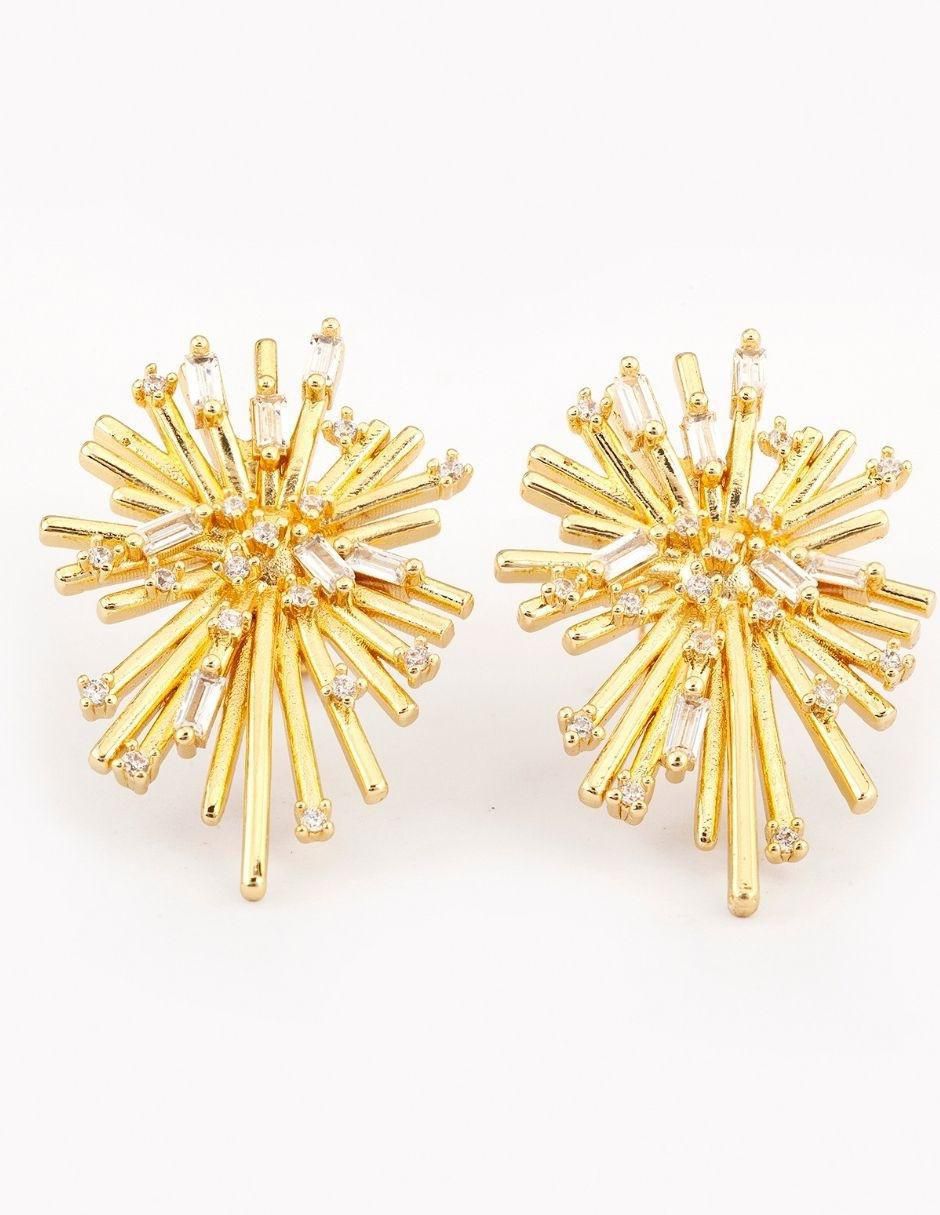 Aretes de estrella con acabado baño de oro zirconia