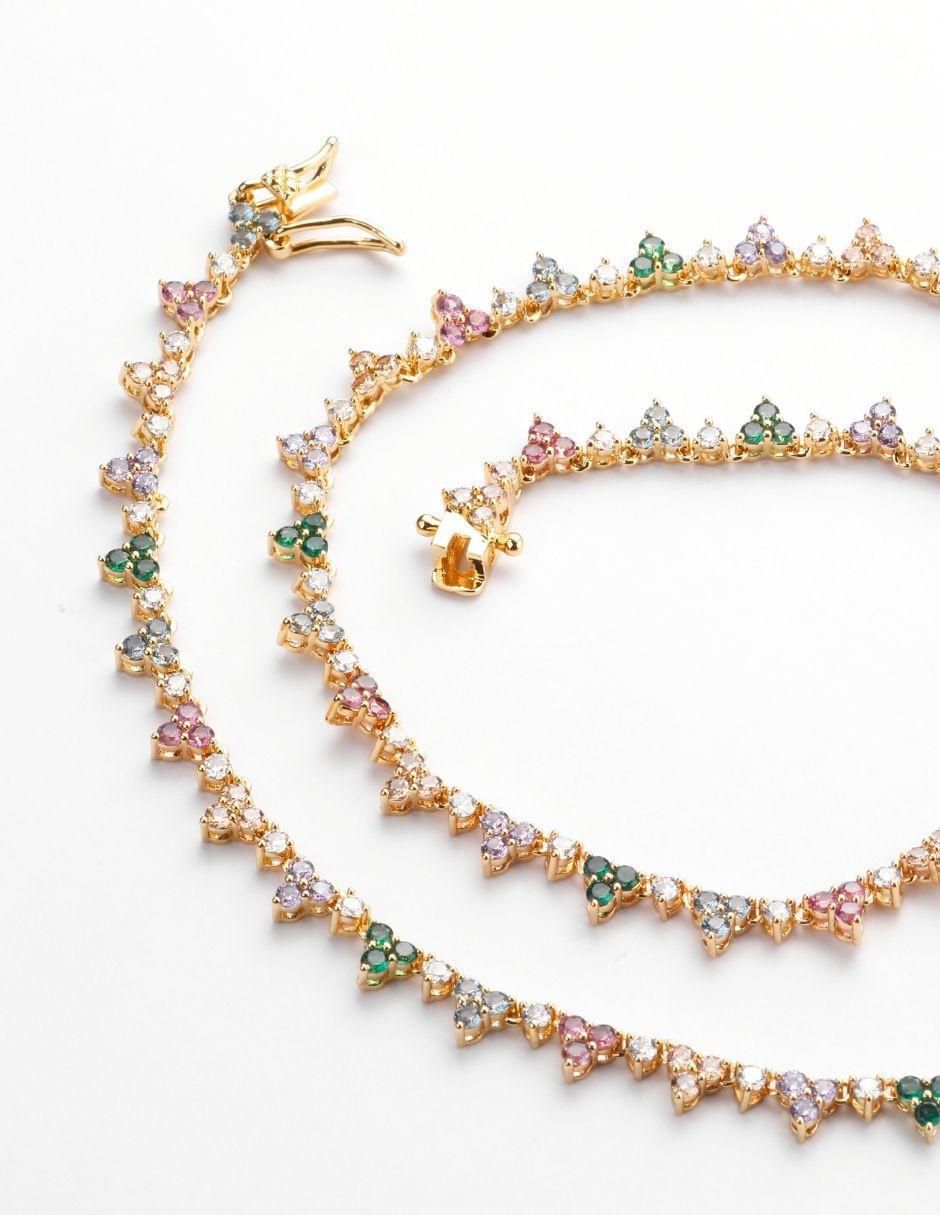 Collar triangular Virelia con acabado baño de oro 18 K 2