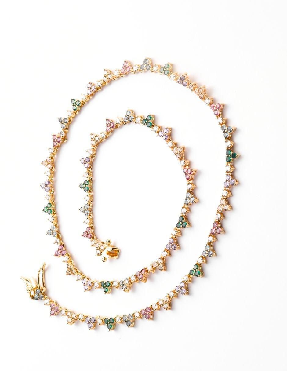 Collar triangular Virelia con acabado baño de oro 18 K 6