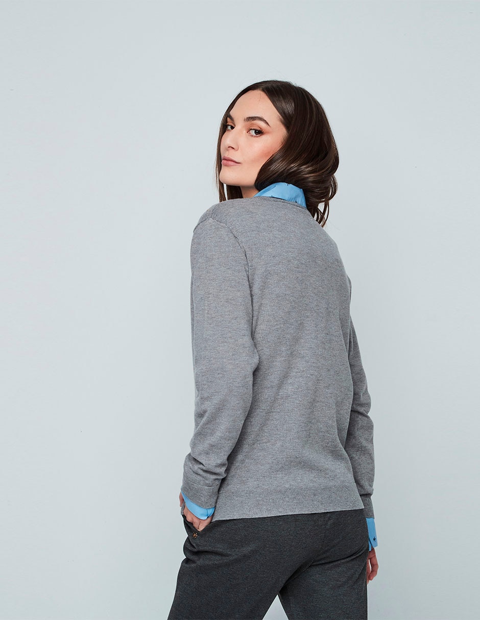 Suéter cuello redondo para mujer 10