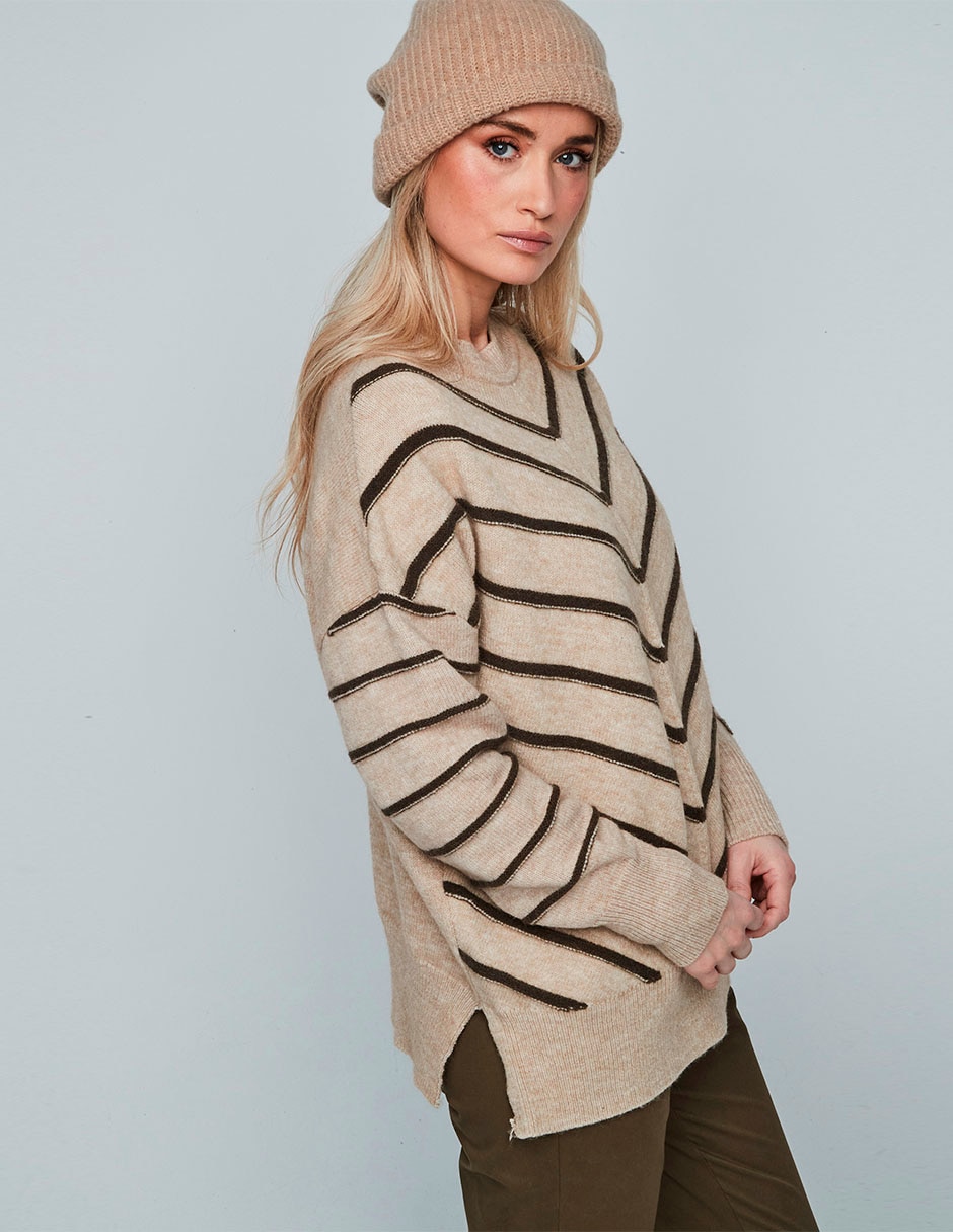 Suéter cuello redondo para mujer 8