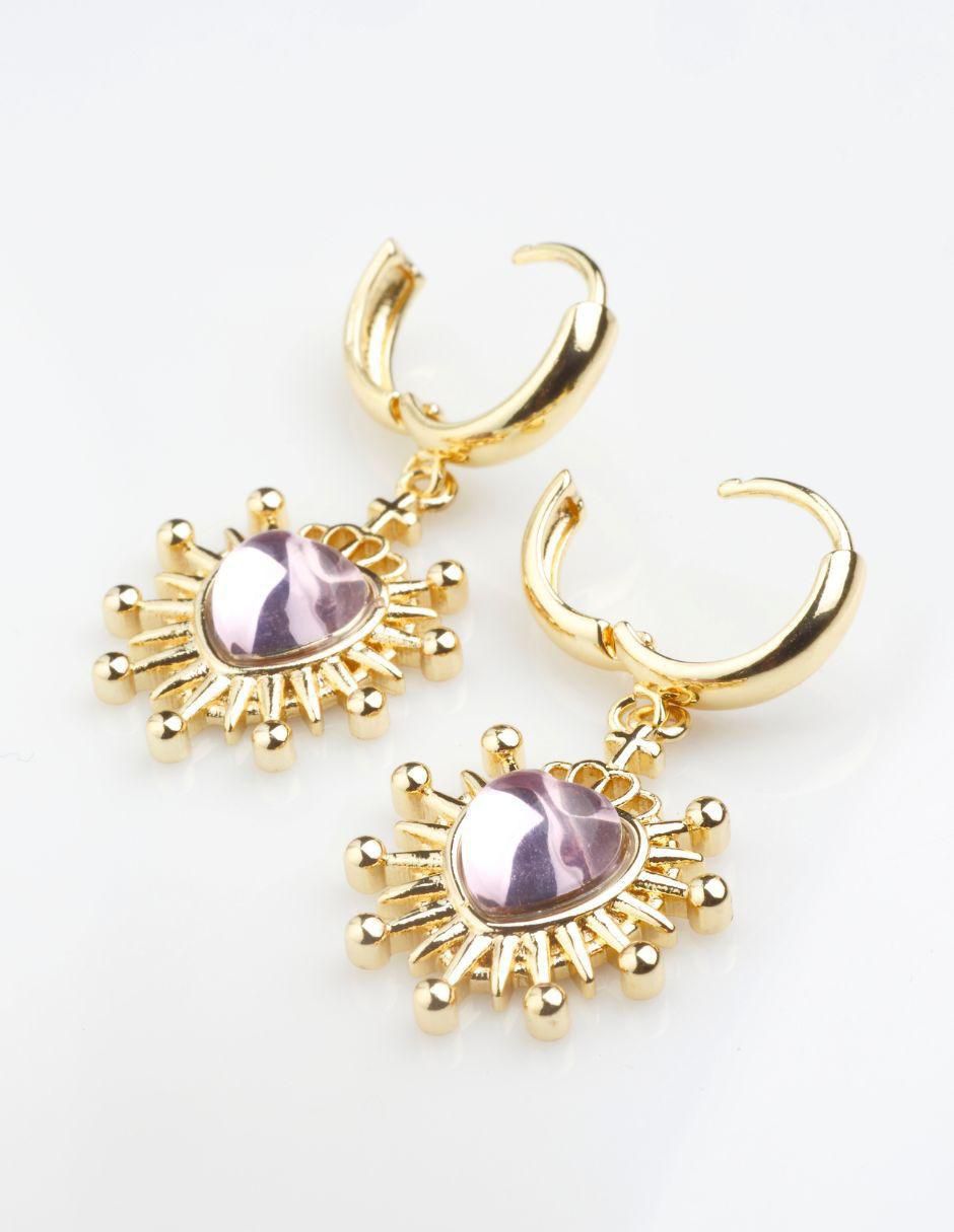 Aretes de corazón con acabado baño de oro 18 K zirconia 4