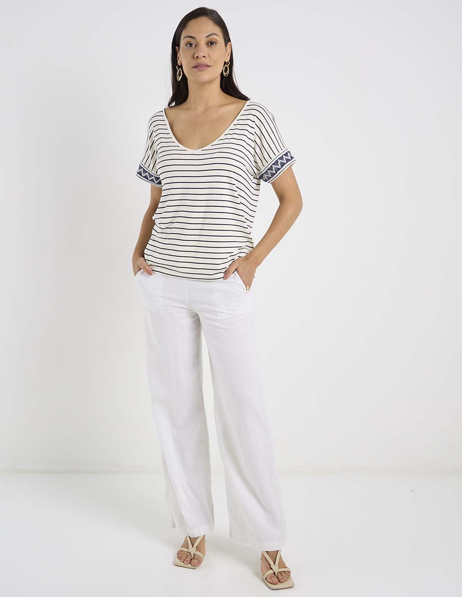 Playera manga corta cuello V para mujer 7