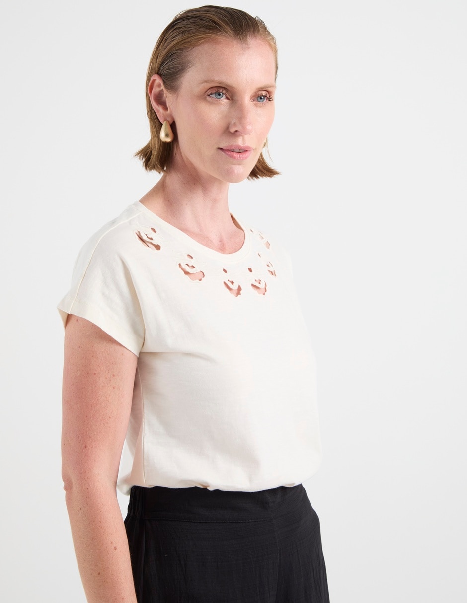 Playera manga corta cuello redondo para mujer 2