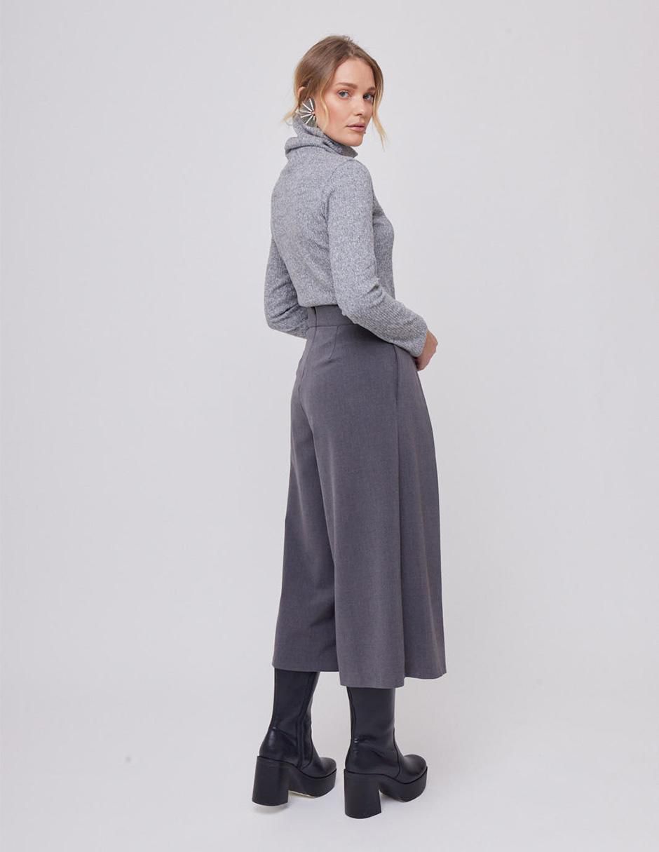 Suéter cuello alto para mujer