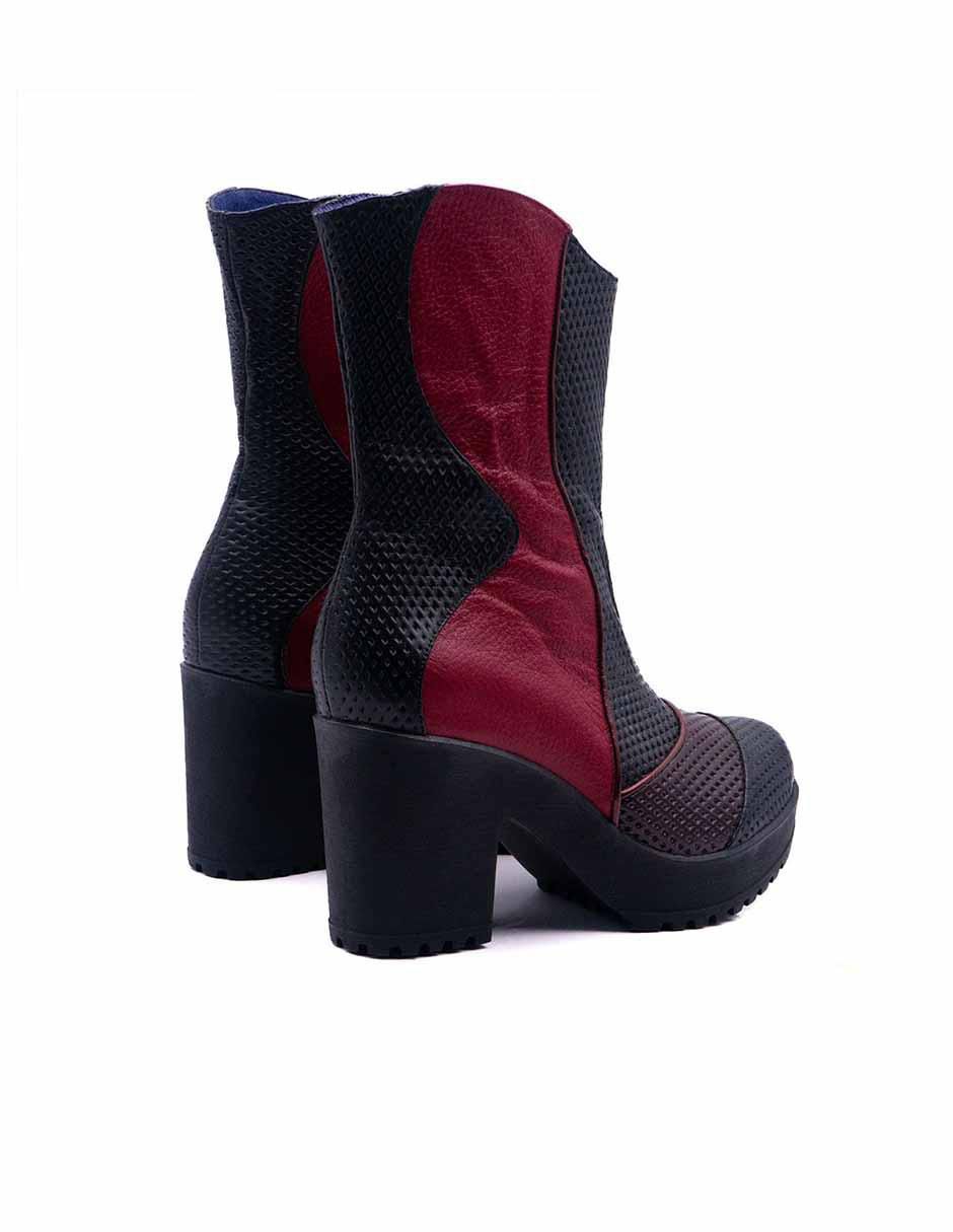 Bota abajo de la rodilla Altura Siete de piel para mujer