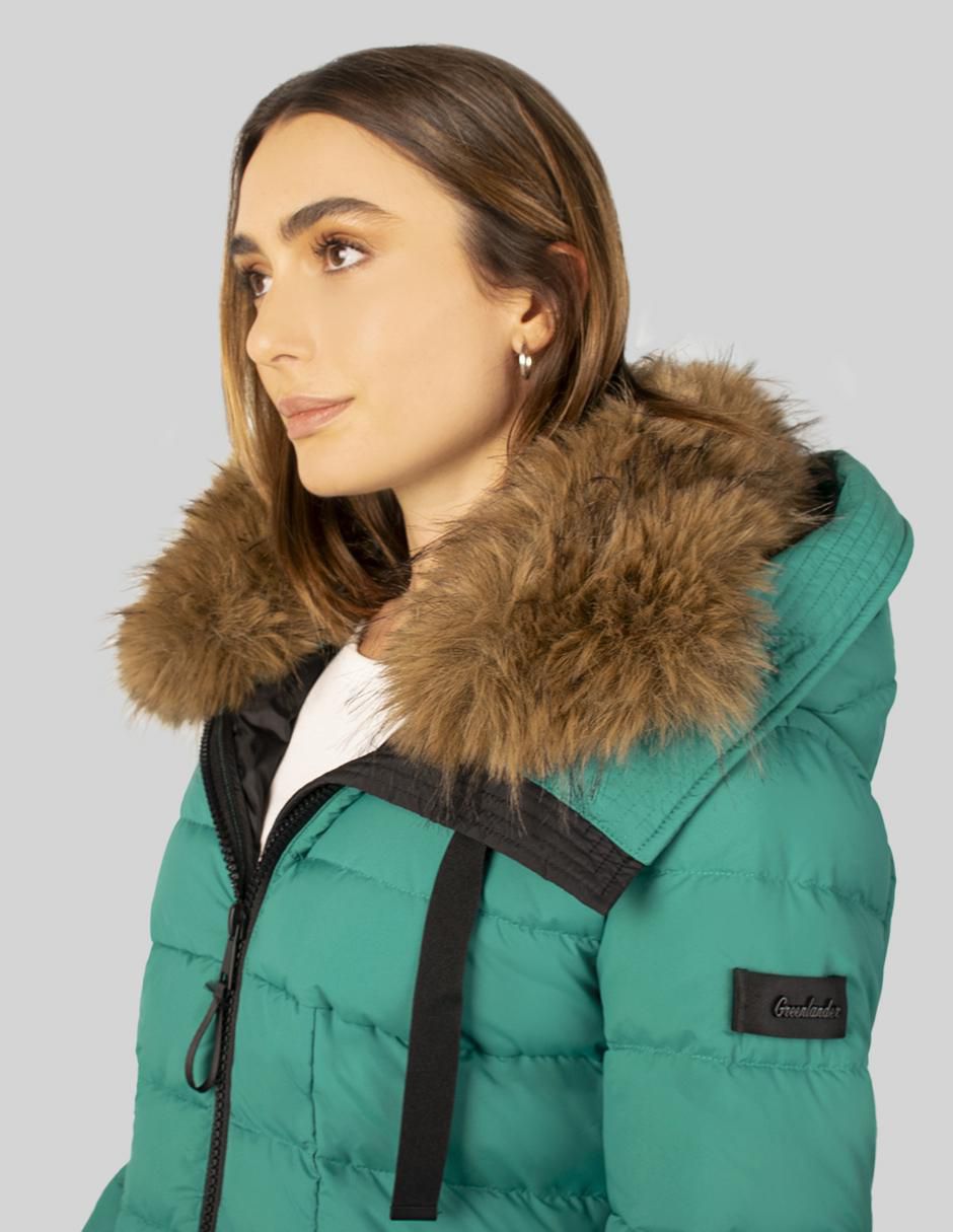 Chamarra impermeable para mujer 4