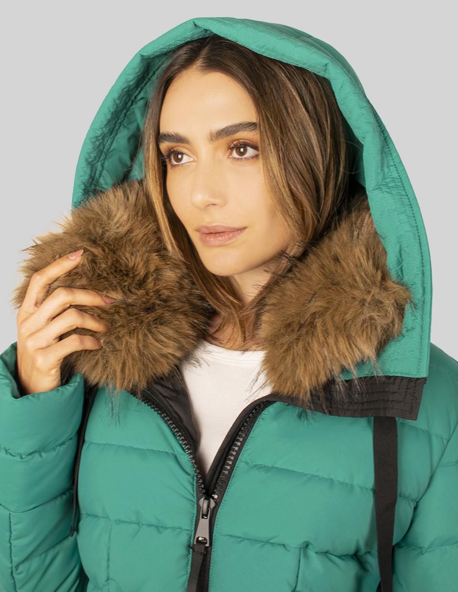 Chamarra impermeable para mujer 6