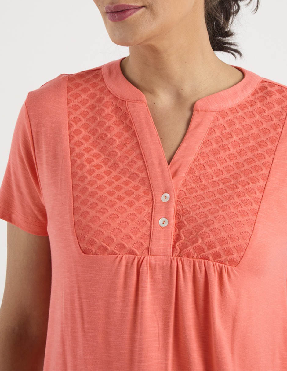 Playera manga corta cuello V para mujer 3