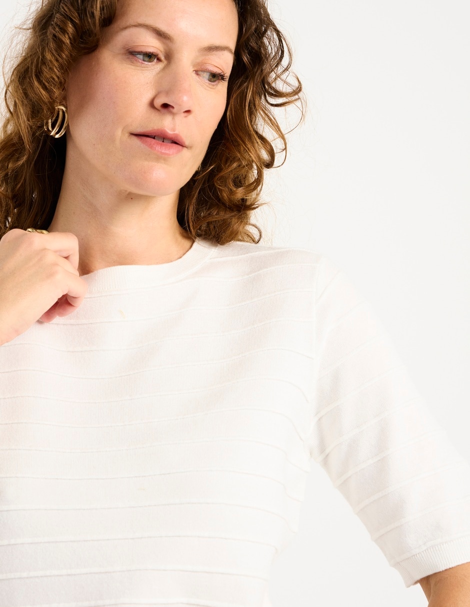 Suéter cuello redondo para mujer 4