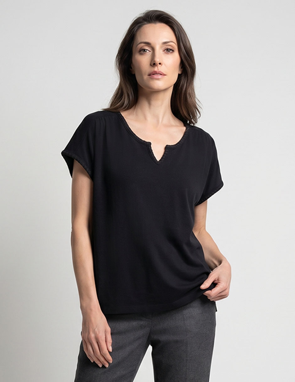 Playera manga corta cuello redondo para mujer 1