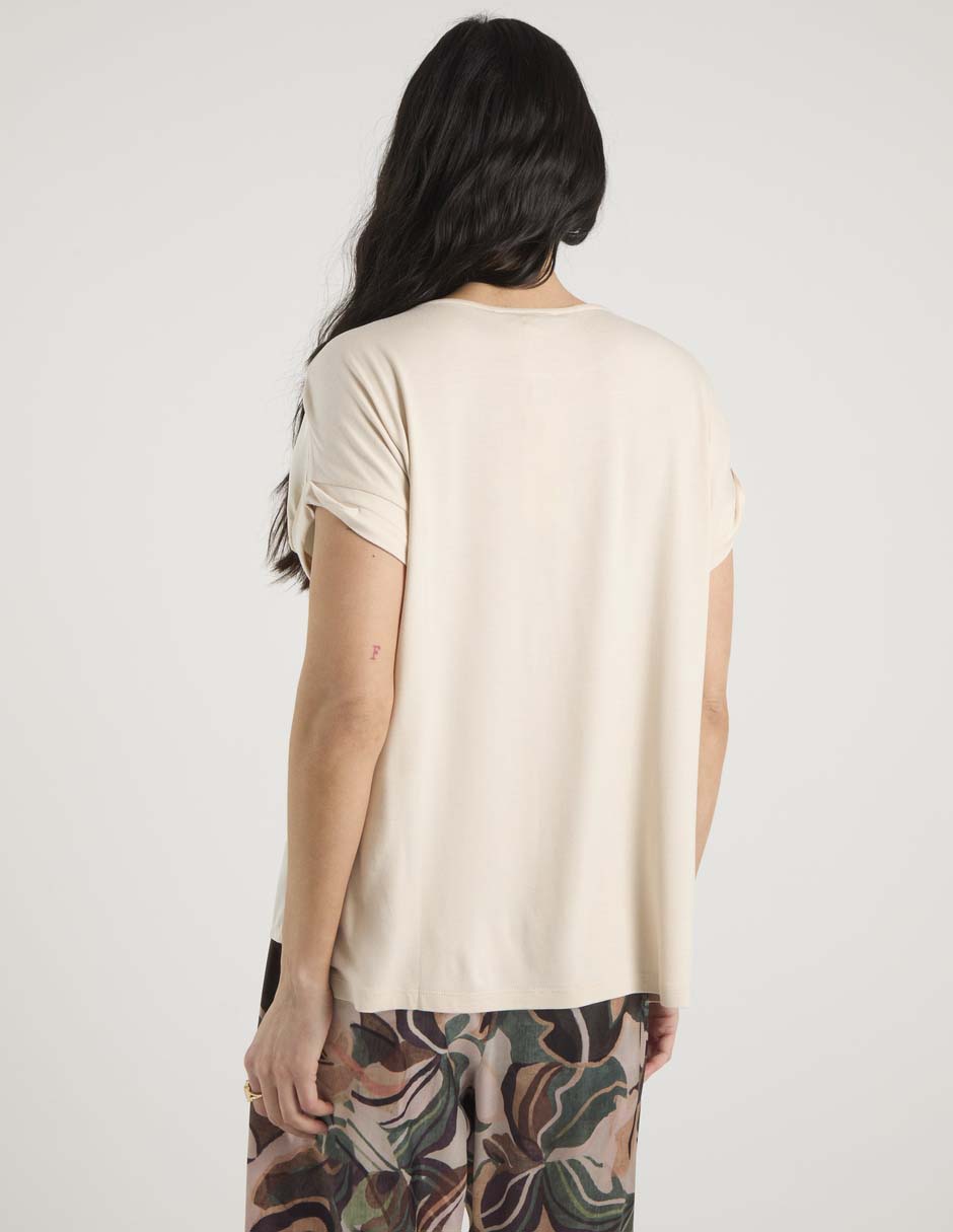 Playera manga corta Dándara cuello ojal para mujer