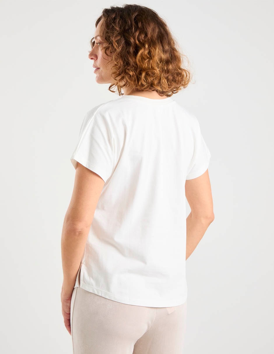 Playera manga corta cuello v para mujer 11