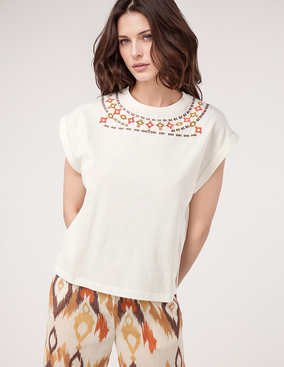 cuello redondo para mujer