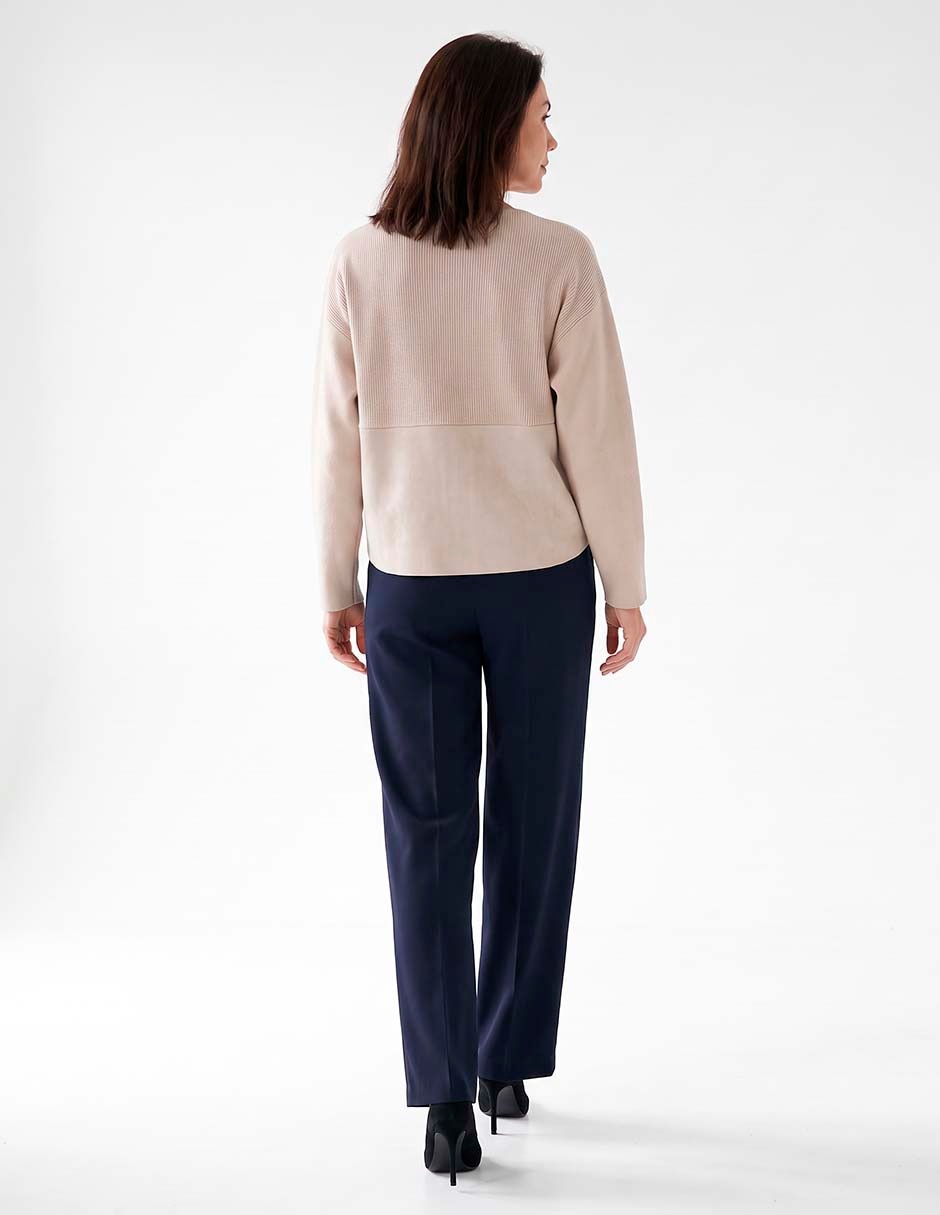 Suéter cuello redondo para mujer 4