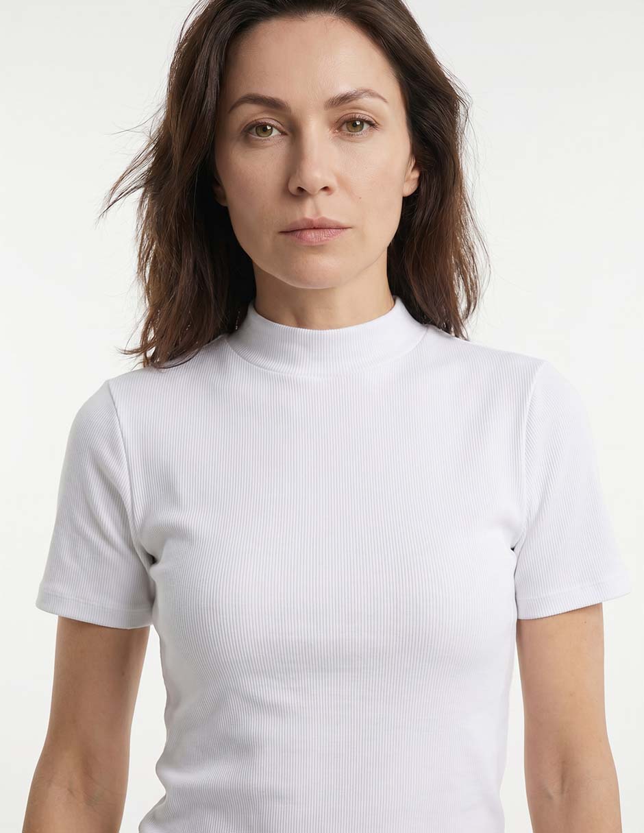 Playera manga corta cuello redondo para mujer 3