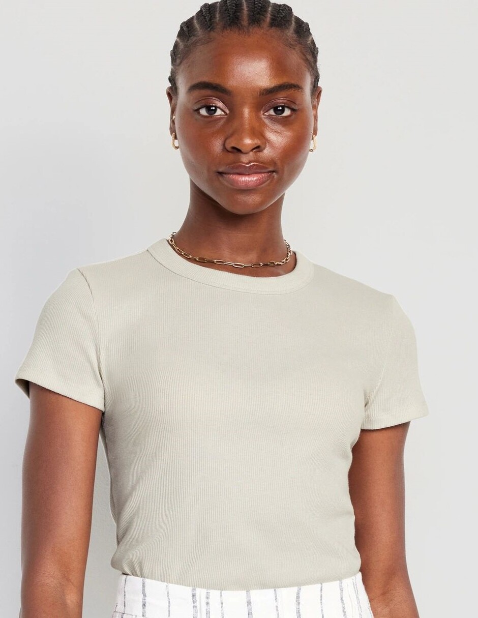 Playera manga corta cuello redondo para mujer