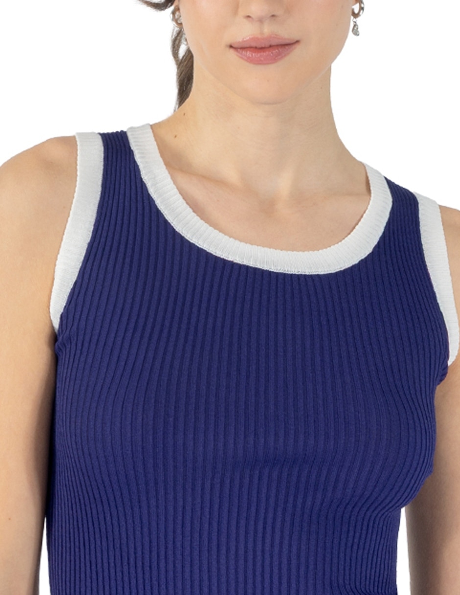 Playera sin manga Forever 21 cuello redondo para mujer