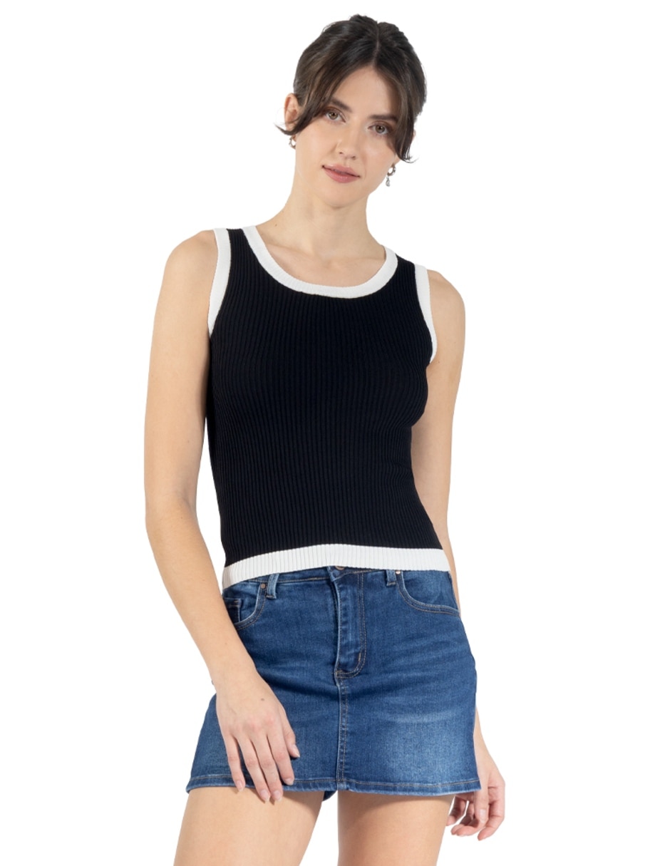 Playera sin manga cuello redondo para mujer 1