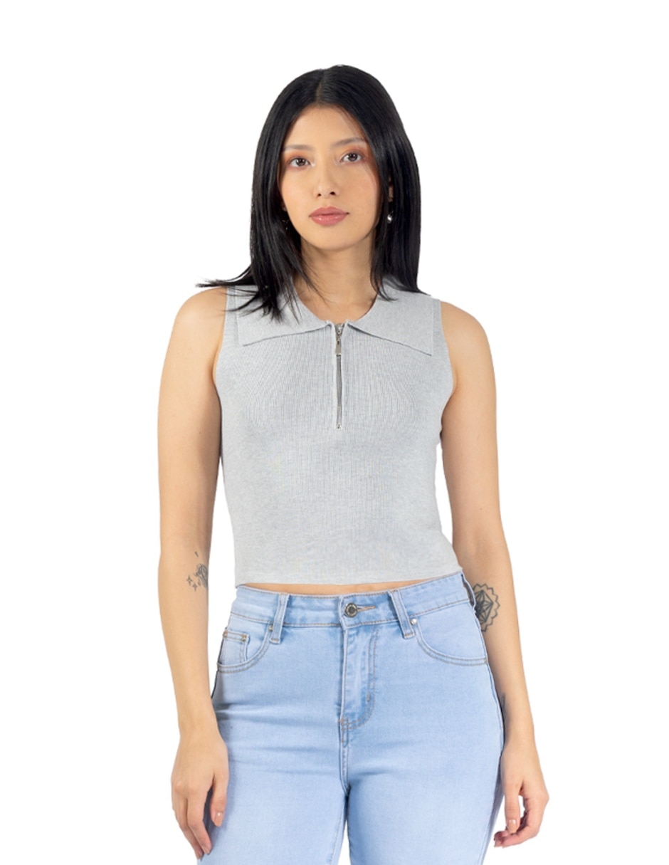 Playera sin mangas con solapa frontal y cierre cuello camisero para mujer