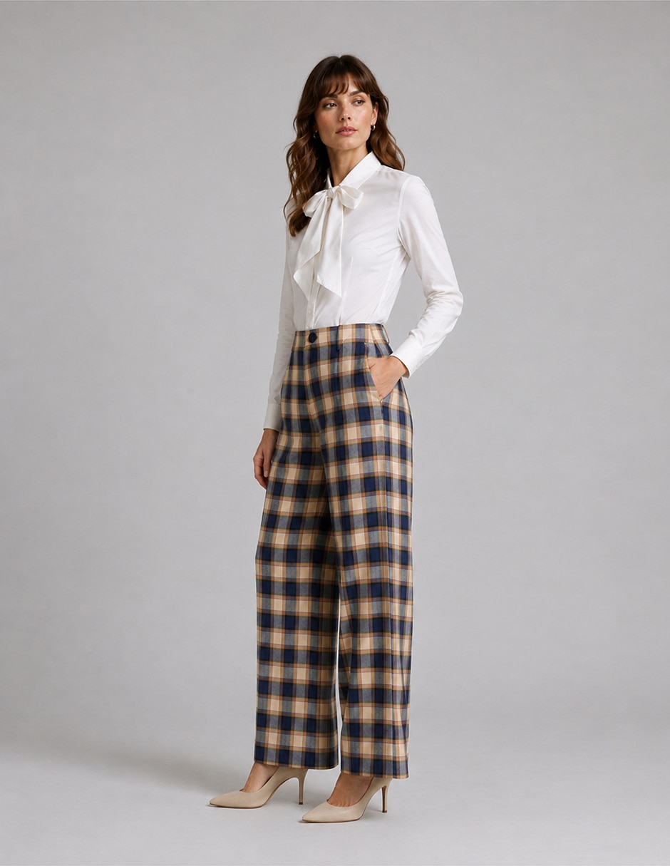 Pantalón regular acampanado para mujer 4