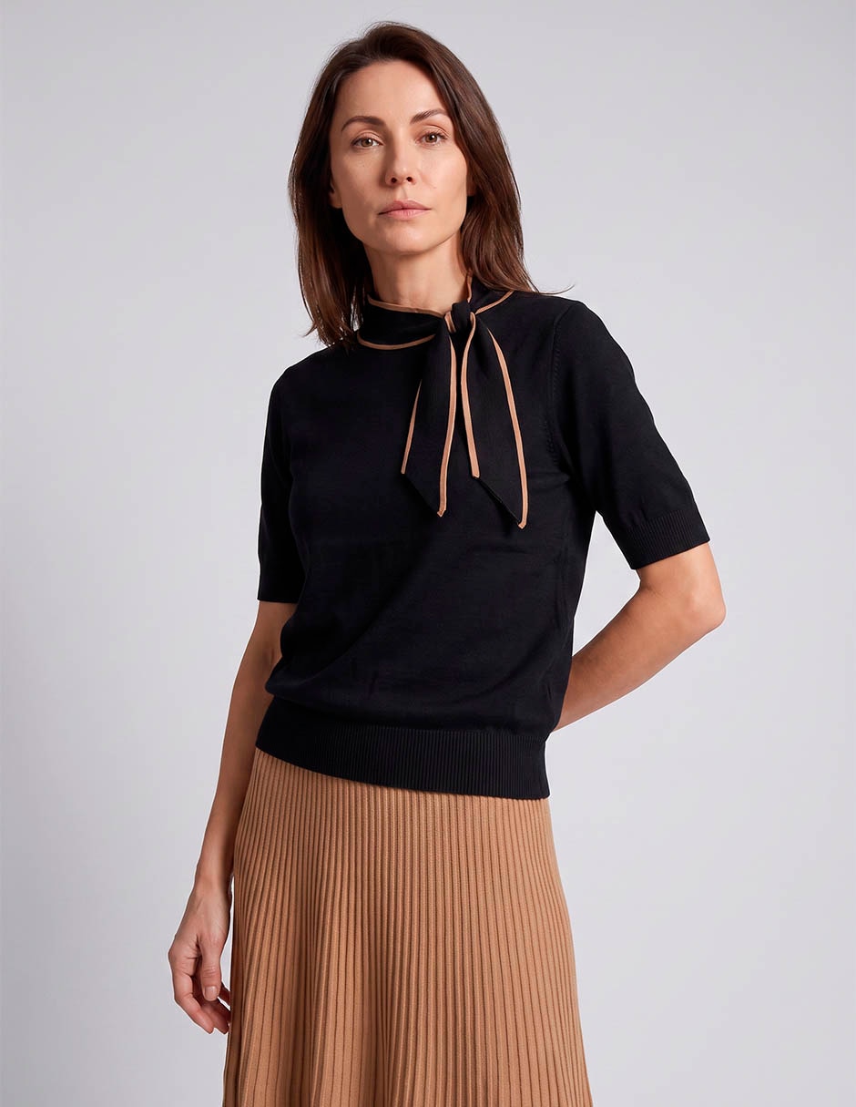 Suéter cuello con amarre para mujer 3