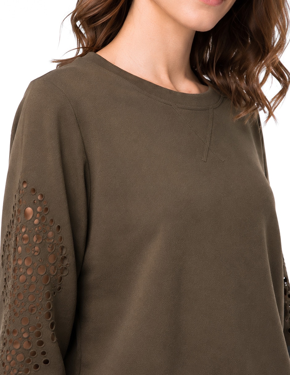Sudadera con corte láser charo para mujer 4