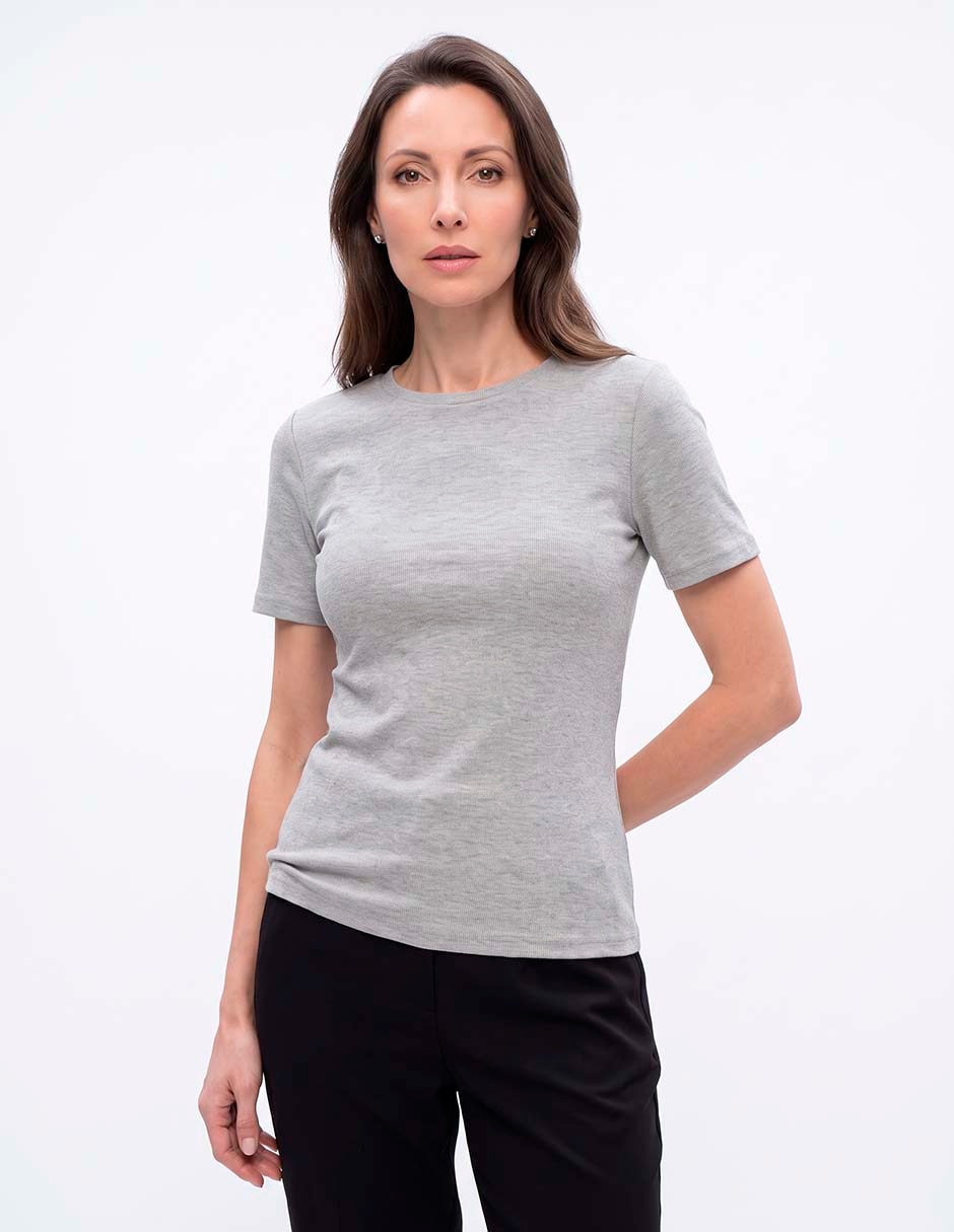 Playera manga corta cuello redondo para mujer