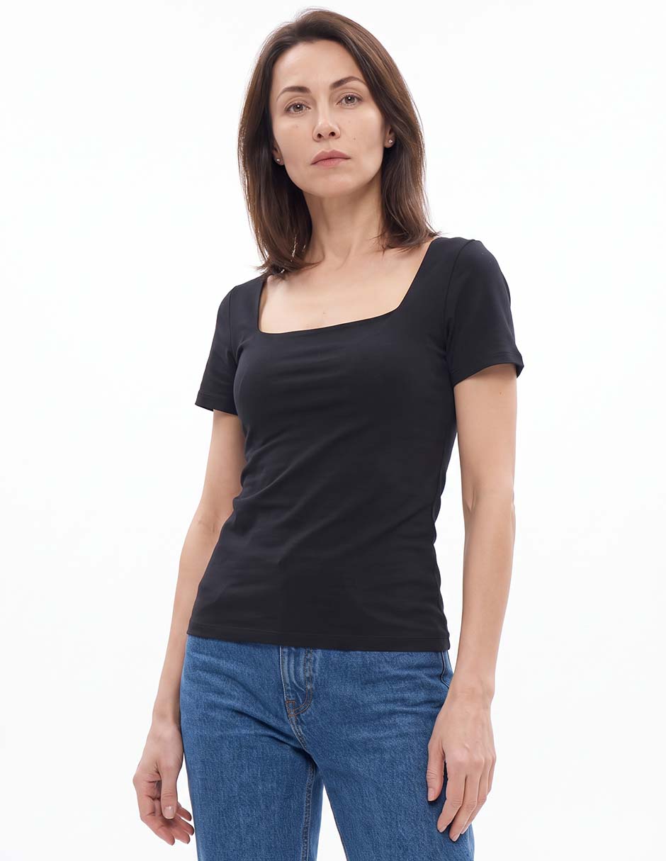 Playera manga corta cuello cuadrado para mujer 1