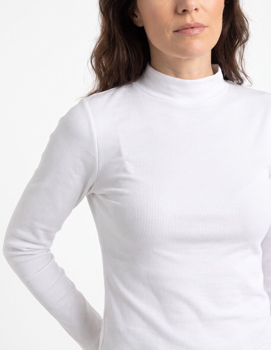 Playera manga corta cuello redondo para mujer 4