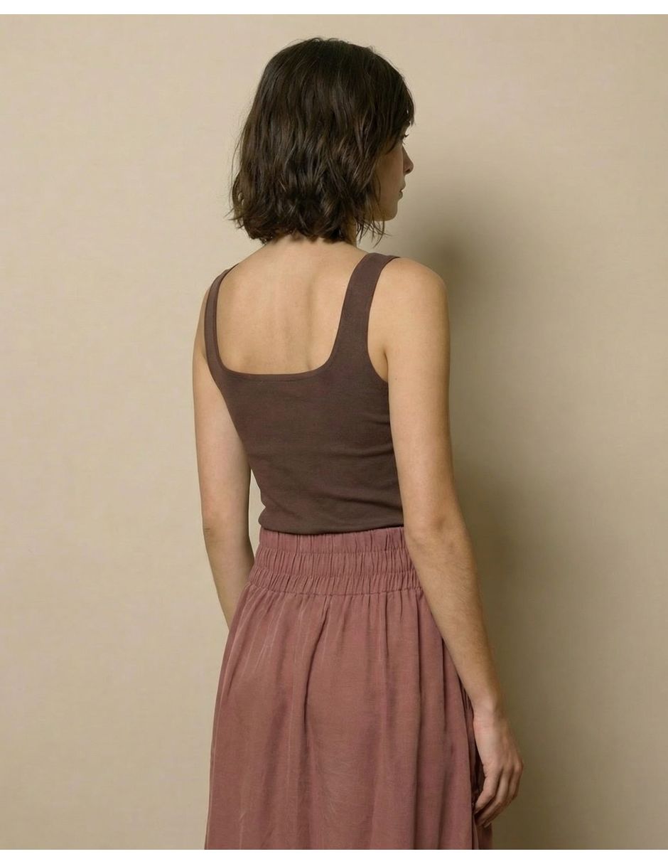 Top cuello (si aplica) Cuadrado escote (si aplica) Cuadrado tirante (si aplica) Sin tirantes
